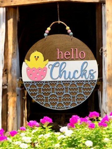 Hello Chicks Easter Sign – Handmade 3D Wooden Spring Door Hanger with Baby Chick Decor