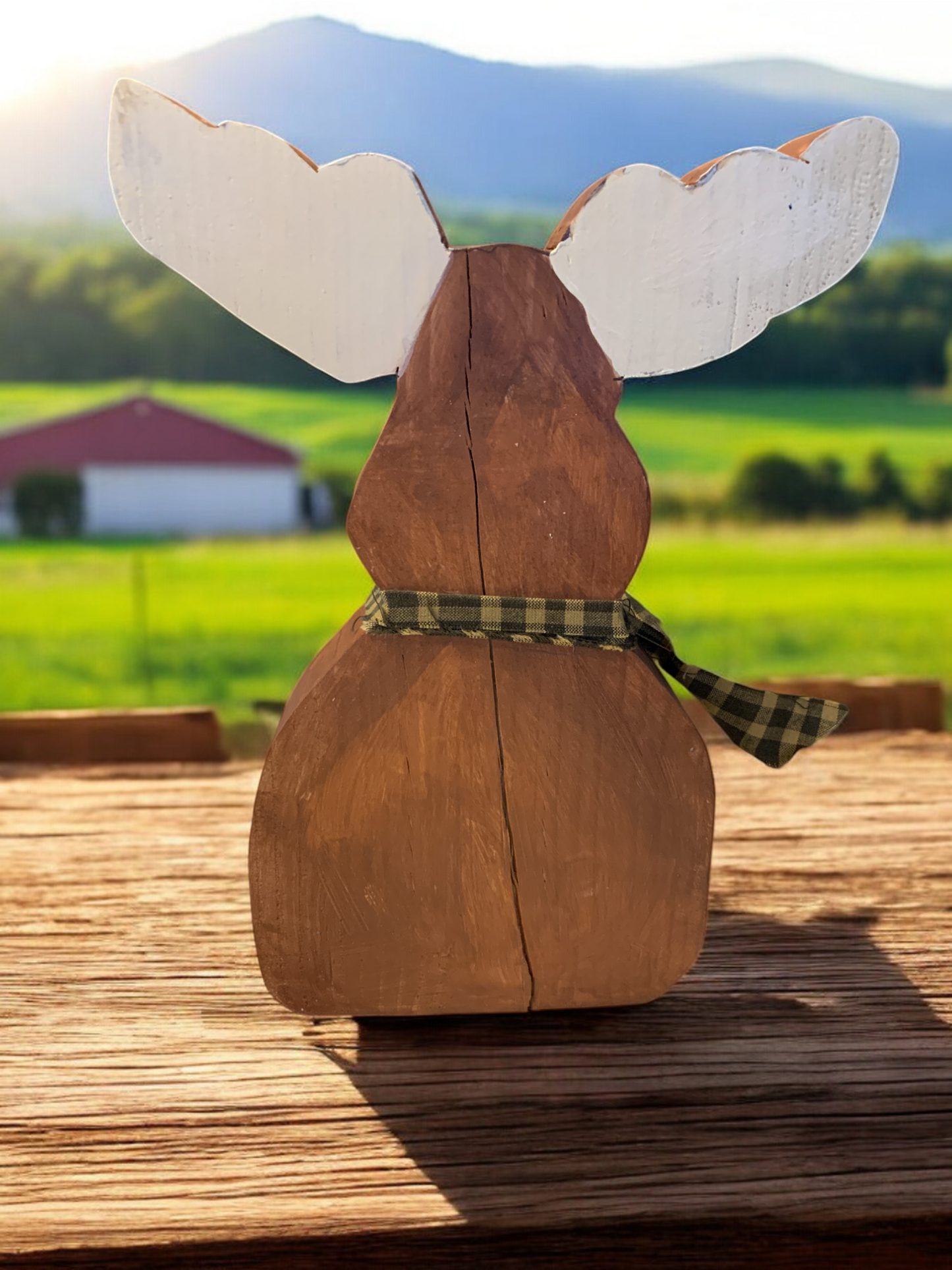 Moose Farm Style Shelf Sitter